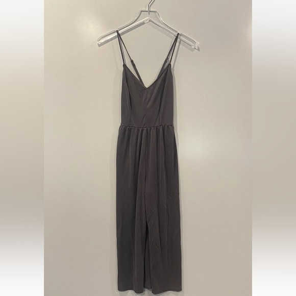 Kendall and Kylie Gray Wide Leg Jumpsuit Romper Womens Size Medium (526) - Picture 1 of 5